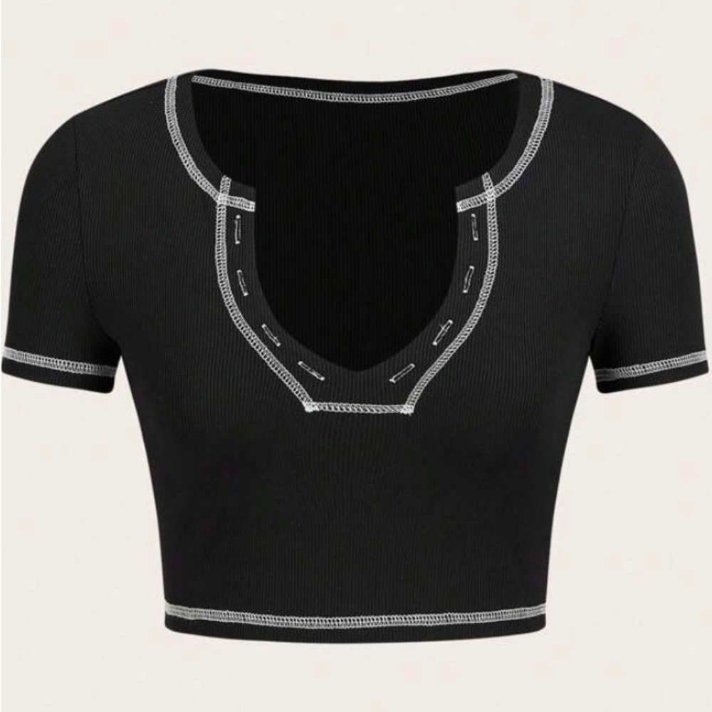 Black crop top